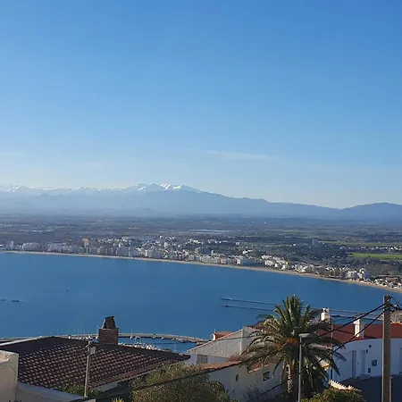 Apartment El Piset Roses